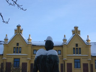 nr13-small.jpg